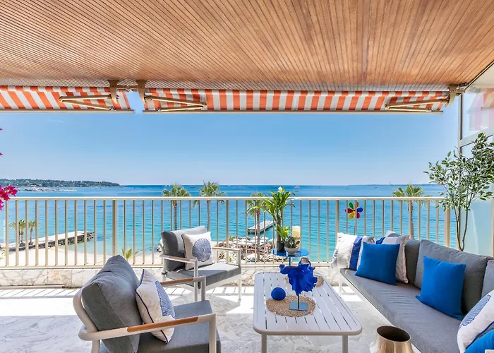 Exceptional Sea View - Brand New 公寓 *